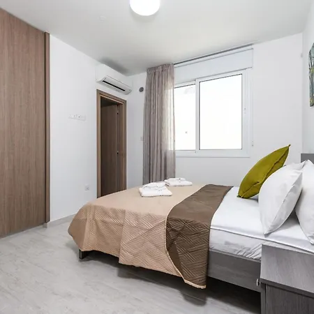 Bay #14 * 프로타라스