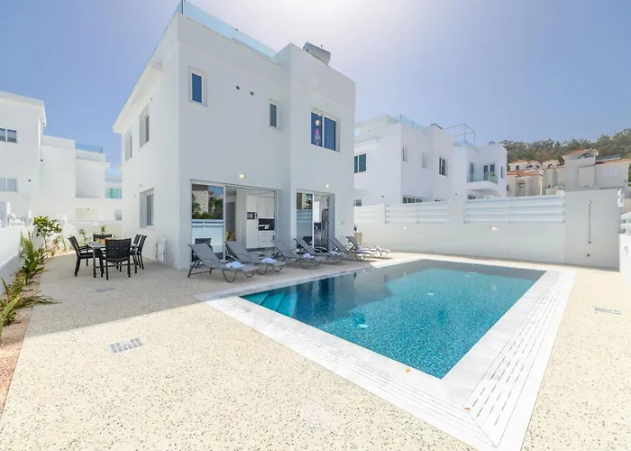 Bay #14 Вилла Протарас